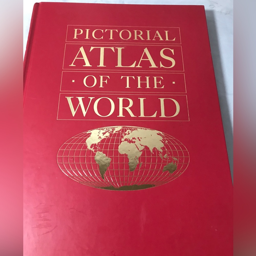 Pictorial Atlas of the World, Published 1995 by Ottenheimer Publishers, Inc.